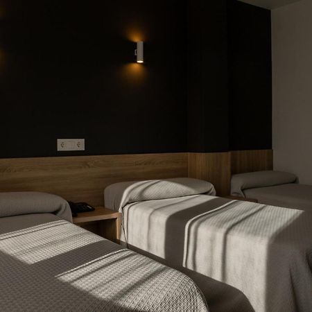 Hotel Hollywood Cangas do Morrazo Buitenkant foto