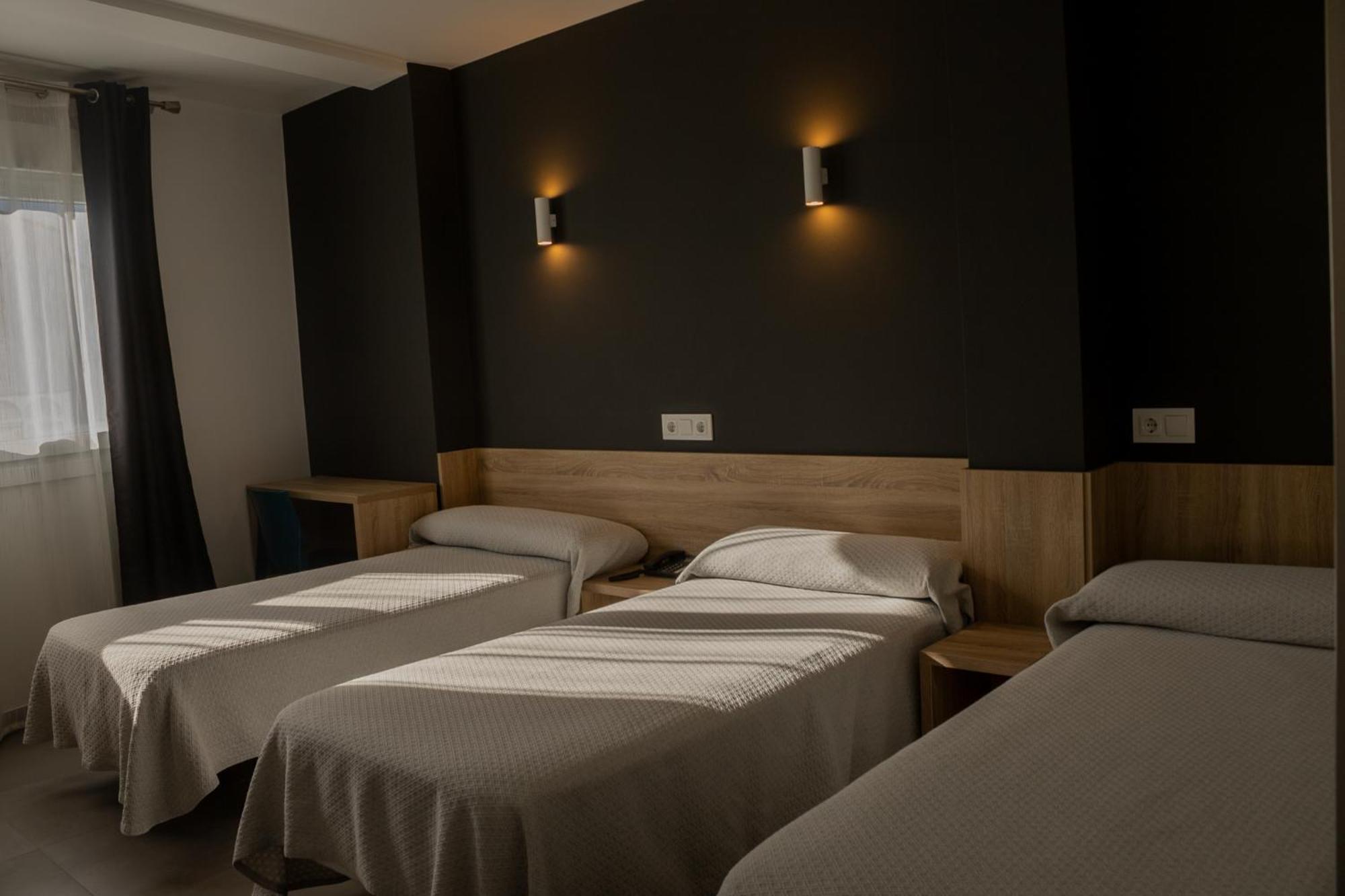 Hotel Hollywood Cangas do Morrazo Buitenkant foto